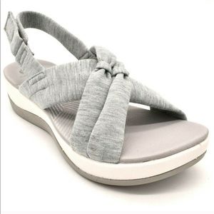 NWT Clark’s Cloudsteppers Sz 8.5 Arla Primrose